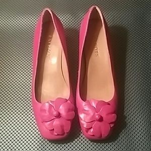 Pink Talbots shoes size 6B